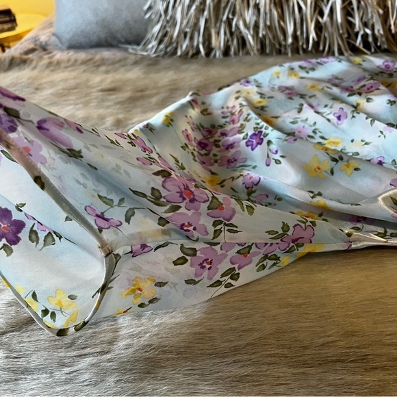 Vintage-Inspired Blue and Purple Chemise with Ruffled Details - Picture 2 of 13